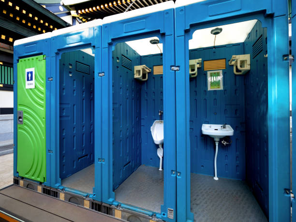 Portable Toilet Options We Offer in Taft Mosswood, CA